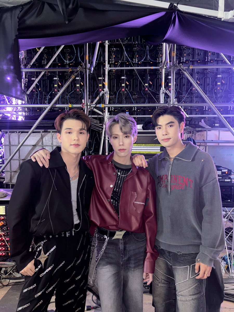 maniact at Siam J-Show presented by Air Asia 🎏 

#SiamJShow2024
#maniact #maniact_sn1
#safestudio #sn1_ent
#siamjshow2024presentedbyairasia