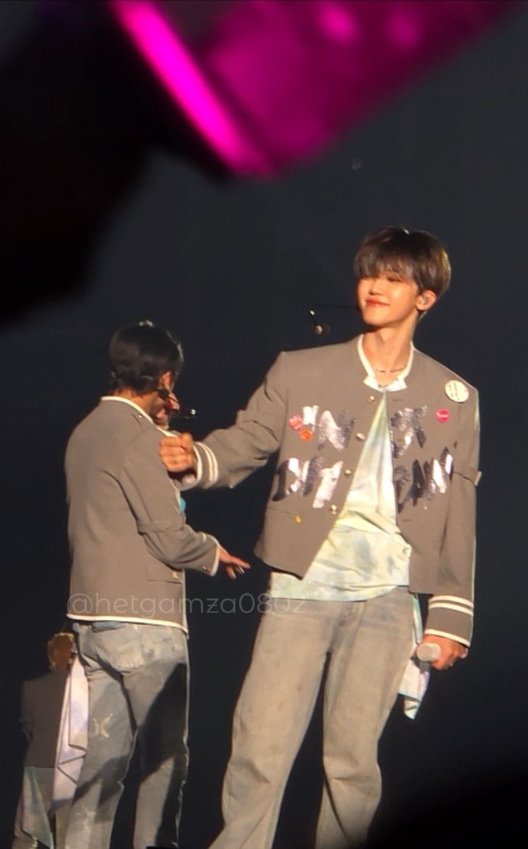 나재민 진짜 존나 잘생기긴 했더라고요 . . .