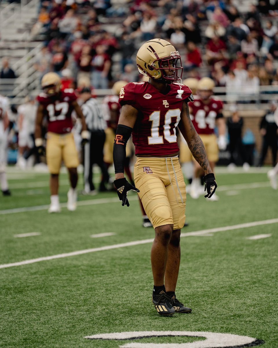 TheCFBNation's tweet image. Boston College DB Jalen Cheek Has Announced He Will Enter The Transfer Portal

Cheek Has 35T, 18 Solo, 3 PBUs, &amp;amp; INT For The Eagles Over The Past 2 Seasons

#ForBoston #EarnIt #BC #GoCFB #CollegeFootball @jaycheekss