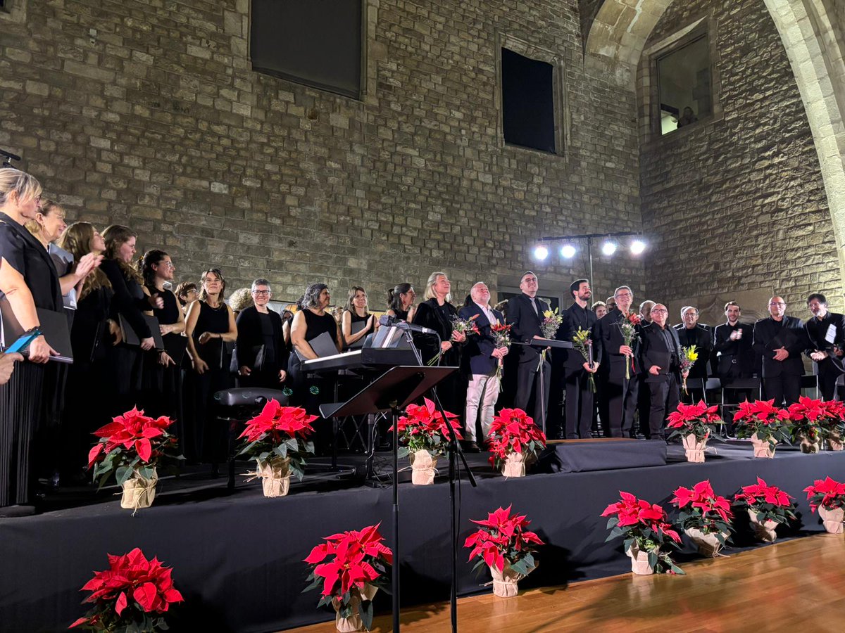 Cultura Popular (@cultpopular_cat) on Twitter photo Ahir al Saló del Tinell vam gaudir del concert de celebració dels 120 anys de l’@OrfeoGracienc, un repàs a la història d’un dels cors emblemàtics de Catalunya i la seva contribució a la cultura catalana. Enhorabona, i per molts anys més!
<a href="/fcec14/">Federació Catalana d'Entitats Corals</a> <a href="/cultura_cat/">Cultura</a> <a href="/carolduran33/">Carol Durán</a> Ahir al Saló del Tinell vam gaudir del concert de celebració dels 120 anys de l’@OrfeoGracienc, un repàs a la història d’un dels cors emblemàtics de Catalunya i la seva contribució a la cultura catalana. Enhorabona, i per molts anys més!
<a href="/fcec14/">Federació Catalana d'Entitats Corals</a> <a href="/cultura_cat/">Cultura</a> <a href="/carolduran33/">Carol Durán</a>