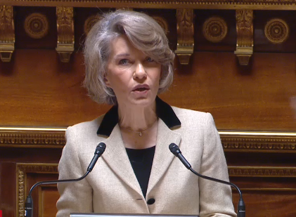 frjarraud's tweet photo. Au Sénat intervention d'A Genetet affirme défendre le budget EN : " sous aucun autre quinquennat les moyens donnés à l'Ecole ont connu une telle progression" : en fait 1% de PIB en moins par rapport aux années 1990, un recul de la part de l'Etat ds la dépense éducation en 2023.. https://t.co/588eFGYb2c