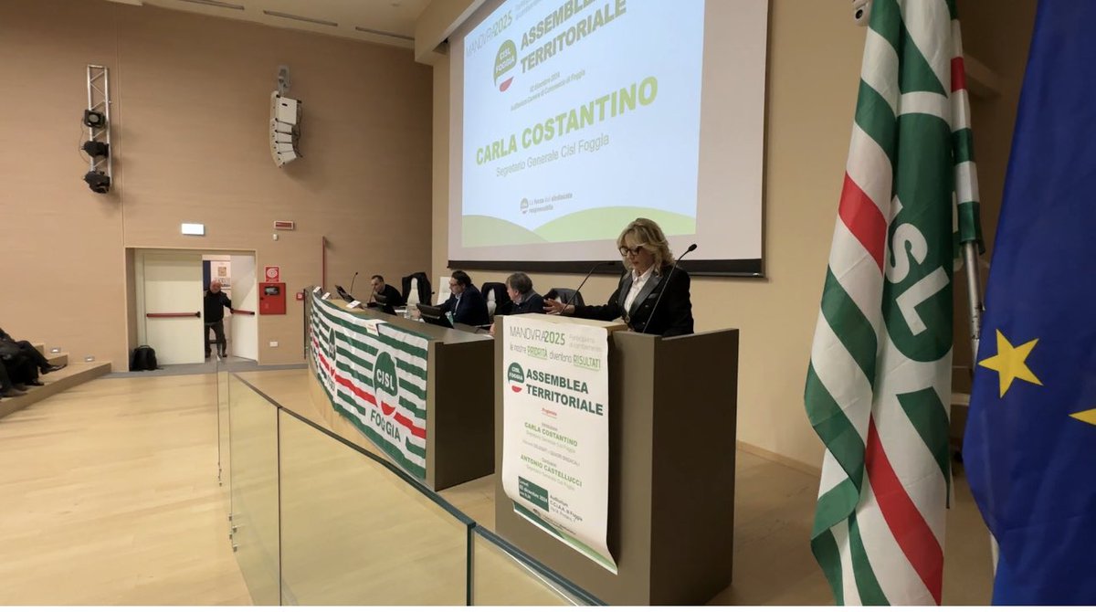 CISLFoggia's tweet image. #2dicembre AssembleaTerritoriale CislFoggia con SegrGen Cisl Puglia Castellucci - @CostantinoCisl “Bene accoglimento nostro proposte in #Manovra, ora si ampli con azioni territoriali. Aumento #spesa sanitaria, risorse #PNRR, #assunzioni pubblico impiego, interventi fasce deboli”