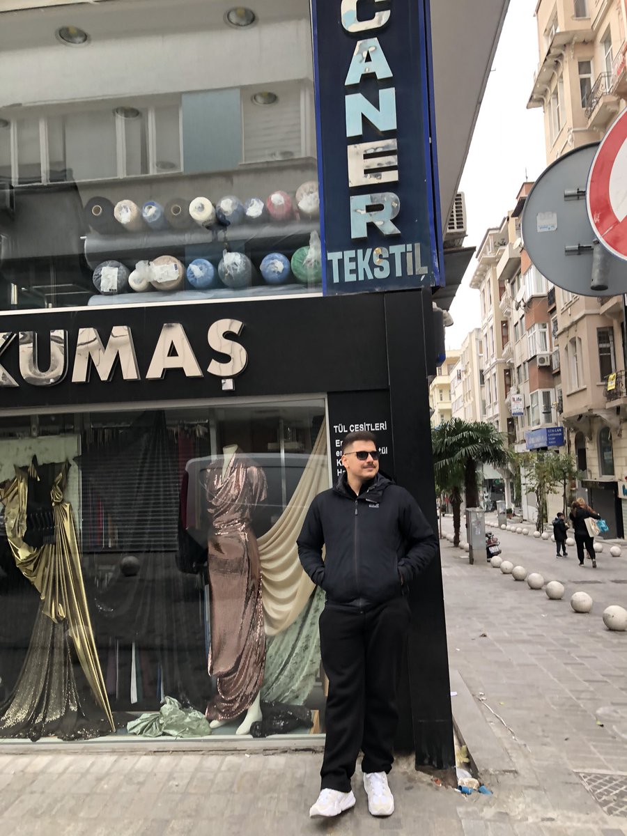 Osmanbeyde tekstil işine girmiş çakma tommyci biri gibi….