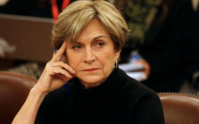 CADEM: Matthei Lidera Encuestas Presidenciales, Boric Mejora Aprobación y Destacan Avances en Leyes Laborales, pero Persisten Críticas por Seguridad
🆑efectochile.cl
...
Isapres AFP #santiago #Valparaiso #valpo #araucania #RN #UDI #REPUBLICANOS #PSC #Chilevamos #Matthei