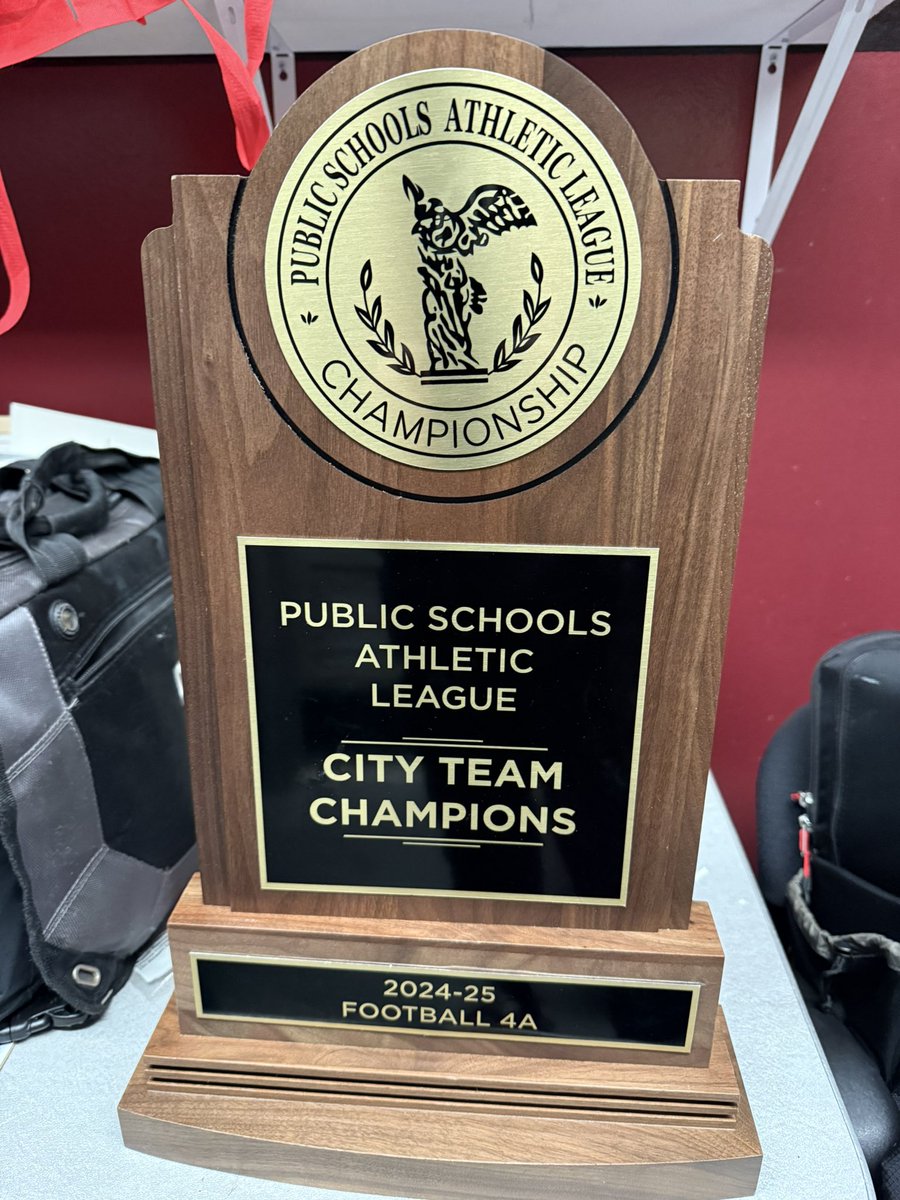 Coach Gam8o (@gambo3241) on Twitter photo Proud of this group!!
No one saw us coming but you are the 2024 PS8L Champions!! Meaningful football in December!!
#Curtishas8 #DoTheWork #DefendtheCastle <a href="/nycpsal/">NYC PSAL</a> <a href="/NYCSchools/">NYC Public Schools</a> <a href="/DocPalton/">Doc Palton</a> Proud of this group!!
No one saw us coming but you are the 2024 PS8L Champions!! Meaningful football in December!!
#Curtishas8 #DoTheWork #DefendtheCastle <a href="/nycpsal/">NYC PSAL</a> <a href="/NYCSchools/">NYC Public Schools</a> <a href="/DocPalton/">Doc Palton</a>