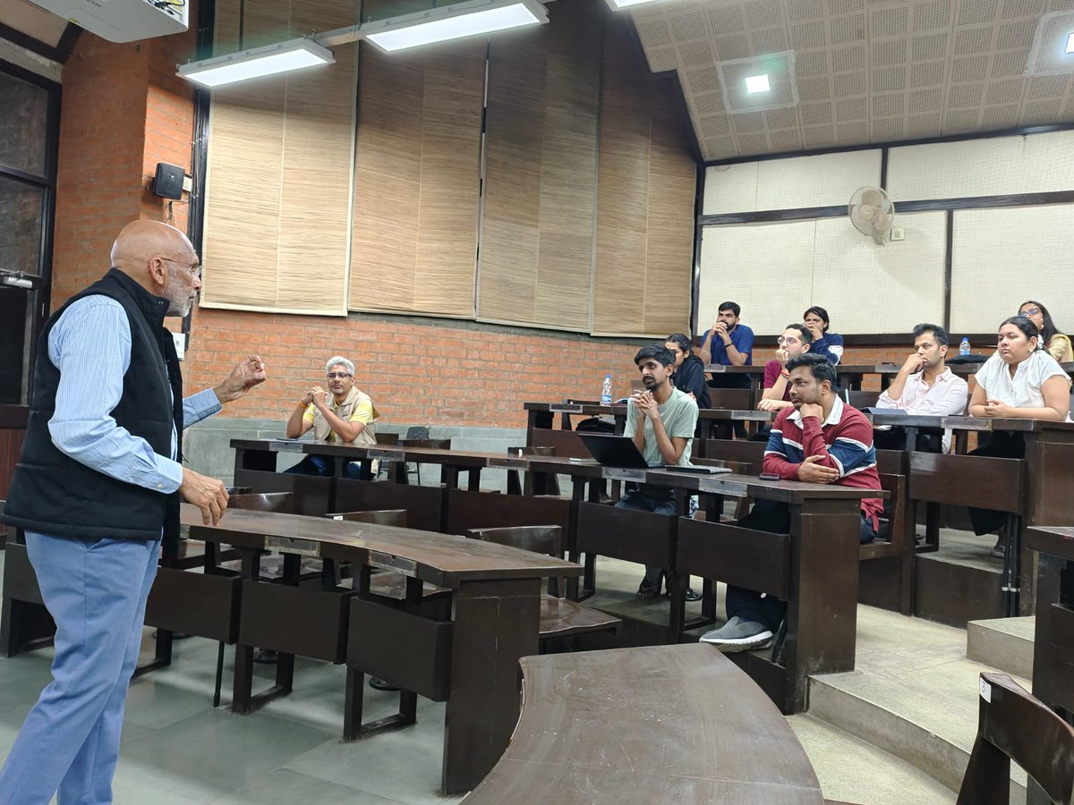 VSLIIMA's tweet photo. Glimpses from the Book Talk delivered by Prof. Mukesh Sud on his book “Leapfrog: Six Practices to Thrive at Work”.
#VSL #IIMAhmedabad #IIMA #booktalk #leapfrog #workpractice https://t.co/TYzMuZfGXW