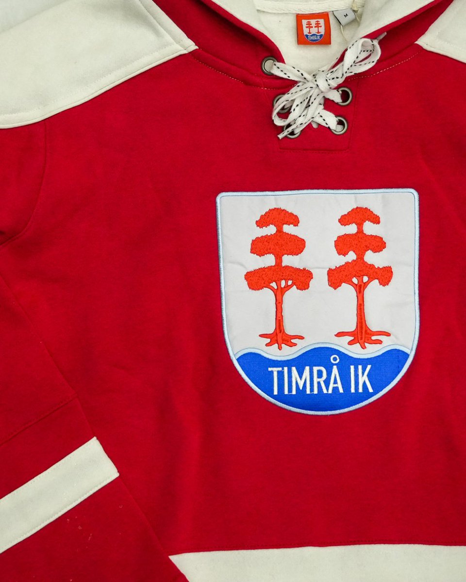 timra_ik's tweet image. Nyheter i shopen! Gör som Bodda och bär denna toksnygga hockeysweatshirt - Finns i shopen! 

🛍️clubshopen.timraik.se