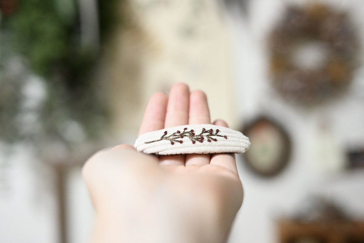 突然ですが本日21:00〜12月4日の23:59までminneにて販売を行います🎄

ハンマケ後夜祭という事でクーポンのプレゼントもあるみたいです🎁⋆*

良かったら見に来てください🐑

minne.com/@amuramu