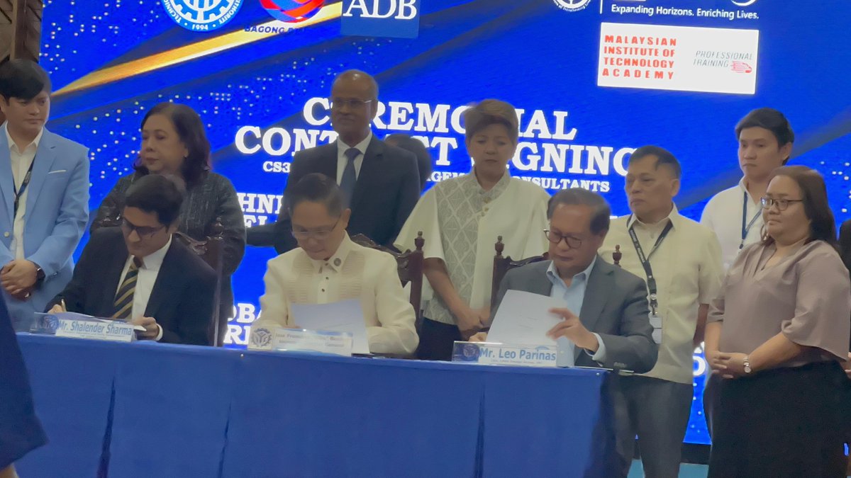indembmanila's tweet photo. Ambassador Shri Harsh Kumar Jain attended the ceremonial signing of project contract on “Supporting Innovation in the Philippine Technical and Vocational Education and Training System” between Technical Education and Skills Development Authority (TESDA) and IPE Global, India in Manila today. The contract was signed by Secretary H.E. Mr. Jose Francisco Kiko B. Benitez, Director General, TESDA, and Mr. Shalender Sharma, Director, Education and Skills Development, IPE Global. Ambassador noted that the project would contribute in developing an inclusive and advanced skilling environment in the Philippines that meets the needs of the rapidly changing industry and innovation landscape. 
  
@HarshKJainIFS 
@MEAIndia 
@tesdaofficial 
@IPEGlobal