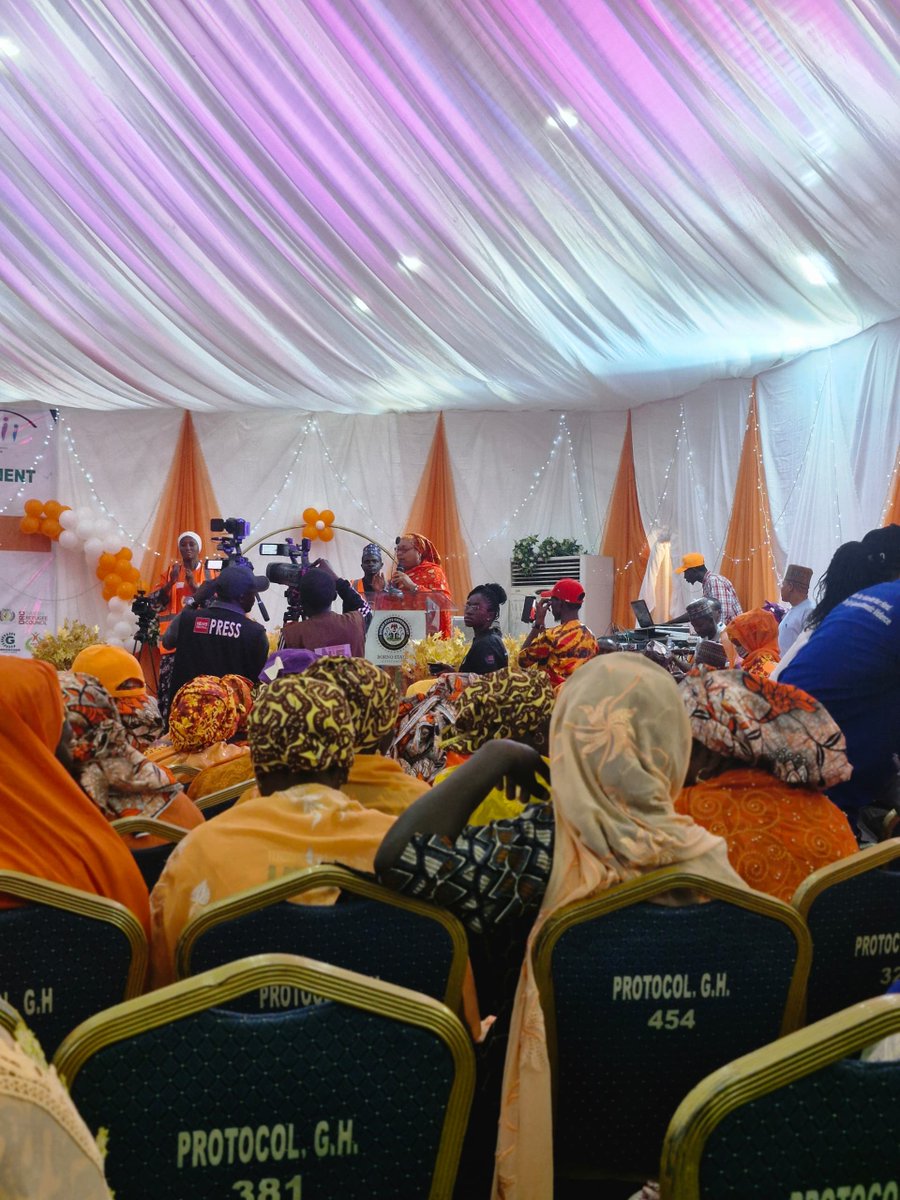 AHNiHQ's tweet photo. AHNi ACE-1 project team is proud to support the opening ceremony for the 2024 16 Days of Activism Against GBV @BornoState Govt House. This year’s theme highlights the need to understand and combat GBV. Let’s stand together! 💪✨ #16Days #EndGBV #GenderEquality #USAID #ACE1 https://t.co/a5uz91IDnC