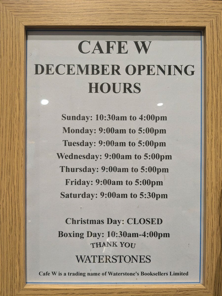 🎄Christmas opening times🎄
We will be open until 6 pm Monday - Saturday until Christmas for all your book and gift shopping needs!
 The cafe will be open until 5 pm Monday - Friday and 5:30 pm on Saturdays. 

Sunday hours will stay as usual. We will be closed on Christmas Day.