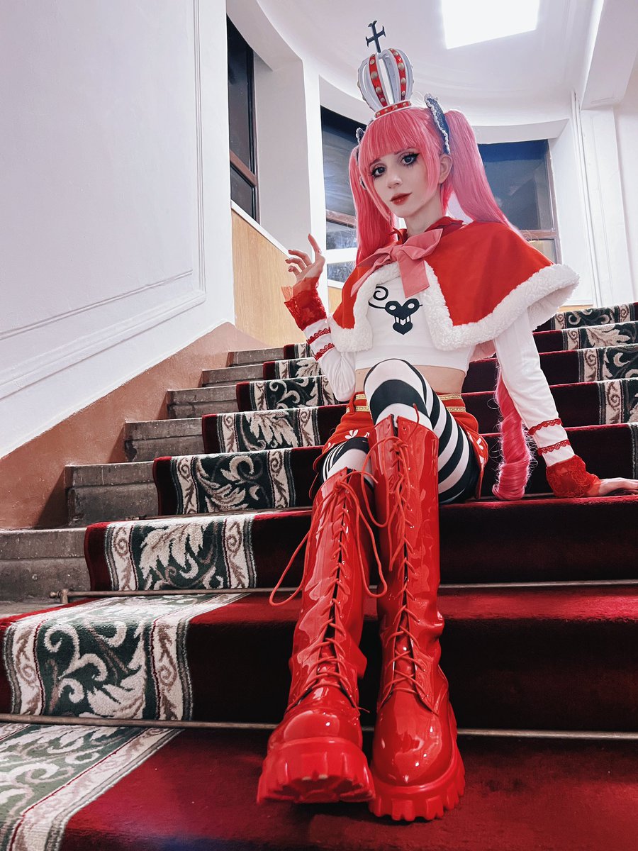 👻♥️

#Cosplay 
#OnePiece 
#OnePiececosplay 
#Perona 
#PeronaCosplay
