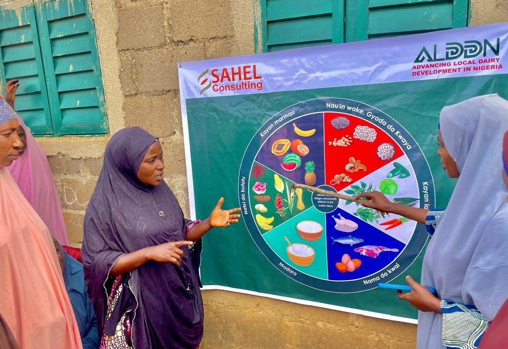 sahelconsulting's tweet photo. Wrapping up 2024 strong!
The IDL site concluded its cooking show series across 24 communities, engaging 50+ participants per event.
Thanks to CHEWs, weโve improved dietary diversity, nutrition, and food security in Plateau and our other focus states.
#ALDDN #SahelConsulting https://t.co/BeF8LGkx6k
