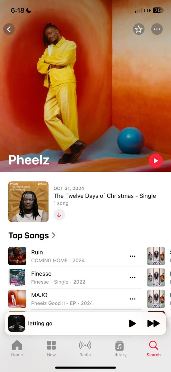 E never deh my own Apple Music <a href="/Pheelz/">Pheelz🐘🤟🏾</a> 
Abeg I never see the song chop