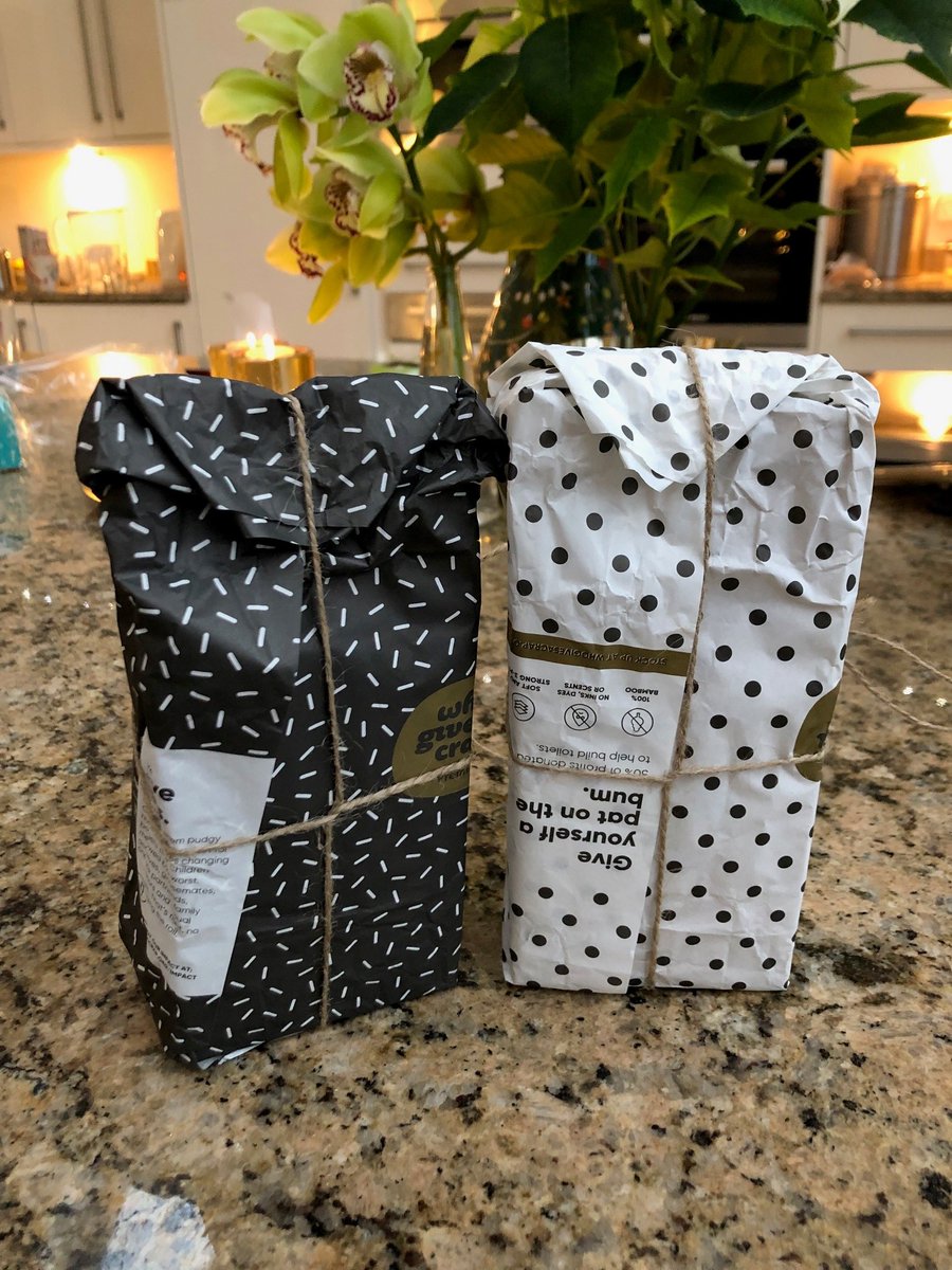 Visit our Christmas webpages to for ideas on how to reduce and re-use more this festive season, plus tips on reducing food waste and recycling 💚 all your mince pie cases, glass, wrapping paper and more! 
suffolkrecycling.org.uk/reduce-reuse/c… 🎅