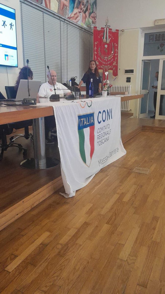 moretti_giada's tweet photo. #Aulla - cerimonia di consegna delle benemerenze sportive CONI di Massa Carrara quest’anno si svolgerà mercoledì 4 dicembre dalle ore 17:30 in poi il presso la Sala Consiliare del comune di Aulla.

https://t.co/NWTUG4j7yL https://t.co/7p9IprL1zs