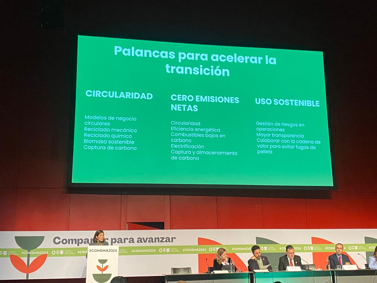 PlasticsEuropES's tweet image. “Hemos identificado una serie de palancas para acelerar nuestra transición. Estamos trabajando estrechamente con nuestra cadena de valor para buscar soluciones y promover iniciativas conjuntas🤝”. #Conama2024 #PlasticsTransitionRoadmap