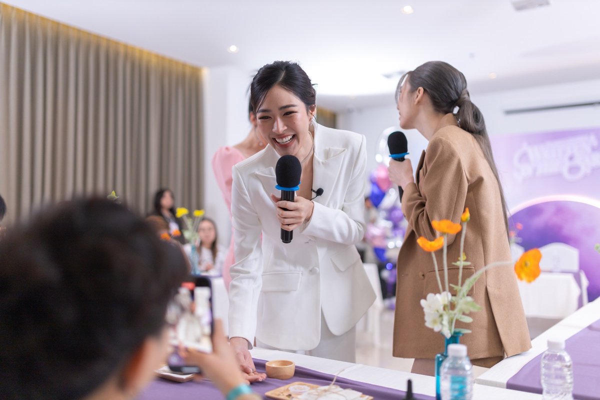 StarDelight_ent's tweet image. Journey through Star Trails with LingOrm :
การเดินทางแห่งโชคชะตาที่ประทับใจไม่รู้ลืม

facebook.com/share/p/17gEyi…

#TrappingxLingOrm
#WrittenInTheStars
#LingOrm #หลิงออม
#linglingkwong #Ormkornnaphat