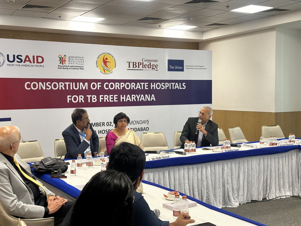 IdefeatTb's tweet photo. @Sanjay_kamttoo @TbDivision @MoHFW_INDIA @mygovindia Up next was an engaging and thought-provoking roundtable discussion! 💬

⭐️Participants shared their expectations, discussed challenges, and committed to ensuring high standards of TB care. 🏥 #EndTB #TBFreeHaryana https://t.co/urCo6dpXTx