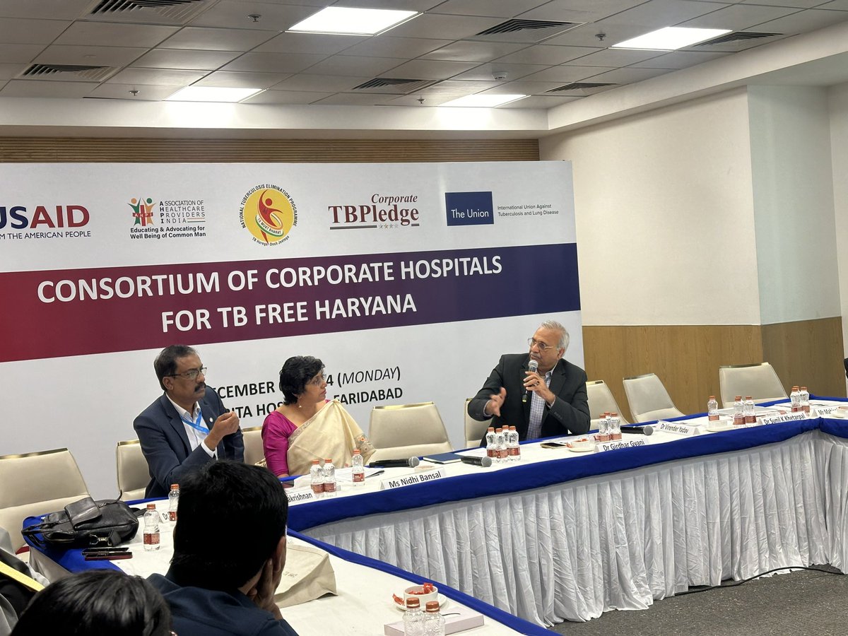 IdefeatTb's tweet photo. @Sanjay_kamttoo @TbDivision @MoHFW_INDIA @mygovindia Up next was an engaging and thought-provoking roundtable discussion! 💬

⭐️Participants shared their expectations, discussed challenges, and committed to ensuring high standards of TB care. 🏥 #EndTB #TBFreeHaryana https://t.co/urCo6dpXTx