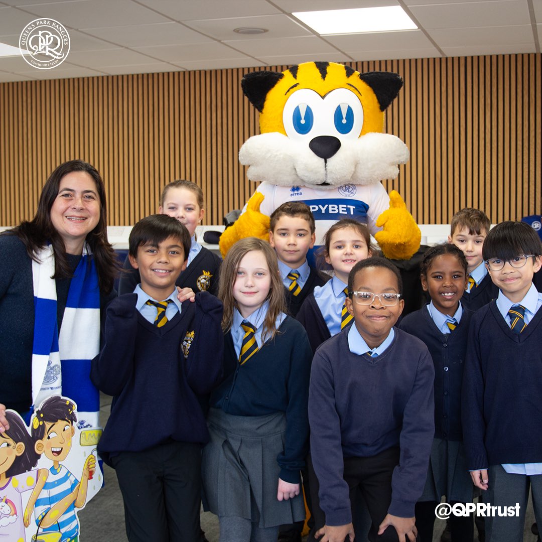 QPRtrust's tweet image. Celebrating Club Author Day 📖

We welcomed local R’s fan and author @zoeantoniades along with @QPRWFC midfielder Chloe Sampson to the MATRADE Loftus Road Stadium recently to engage with local primary school pupils, as we celebrated Club Author Day. 💙

▶️ tinyurl.com/ClubAuthorDay24