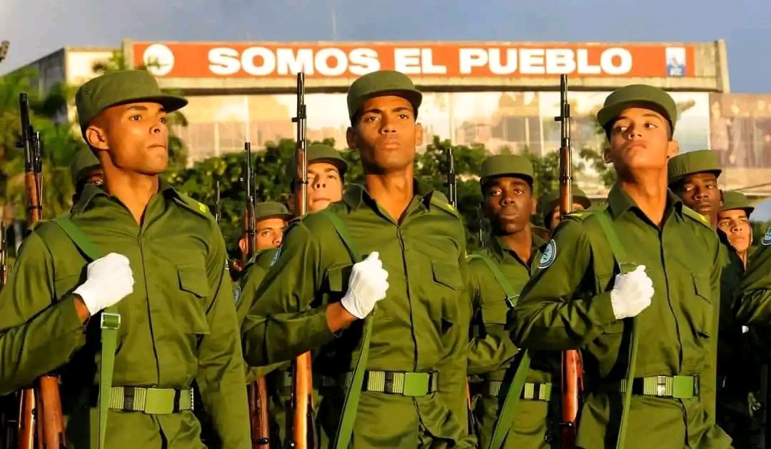 ✨🎖️ Feliz aniversario 68 a los combatientes de las Fuerzas Armadas Revolucionarias (FAR) de #Cuba . Un ejército del pueblo y para el pueblo con el fin de proteger y salvaguardar la Revolución y el socialismo. ❤️🇨🇺
#PuebloUniformado