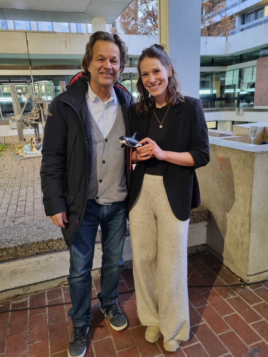 Big cheers to Anna for earning her PhD on tree #methoxy isotope ratios and their potential for metabolic and climate research!🎓 Your roots in our group run deep, and we'll miss your scientific brilliance and humor. Here's to growing into exciting new adventures!🌳