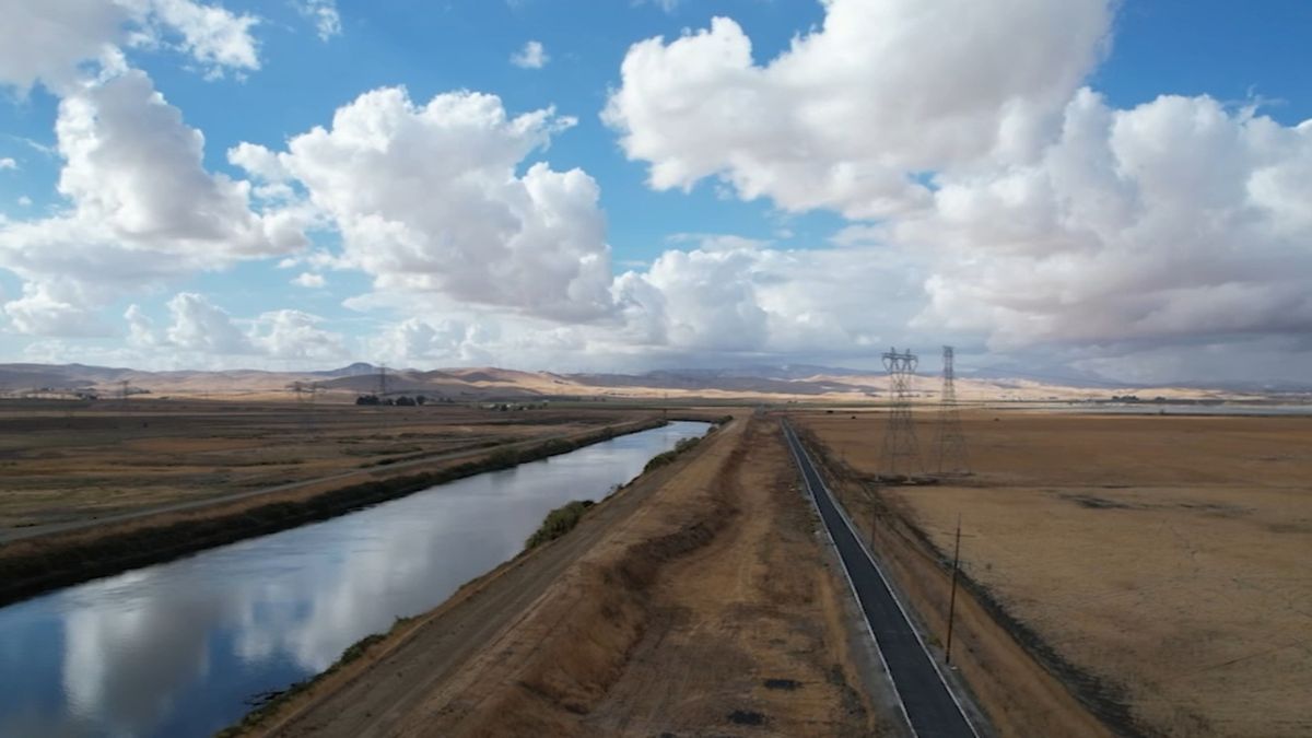 Stanford study documents sinking in San Joaquin Valley and looks for potential solutions abc7ne.ws/3VhW2oQ