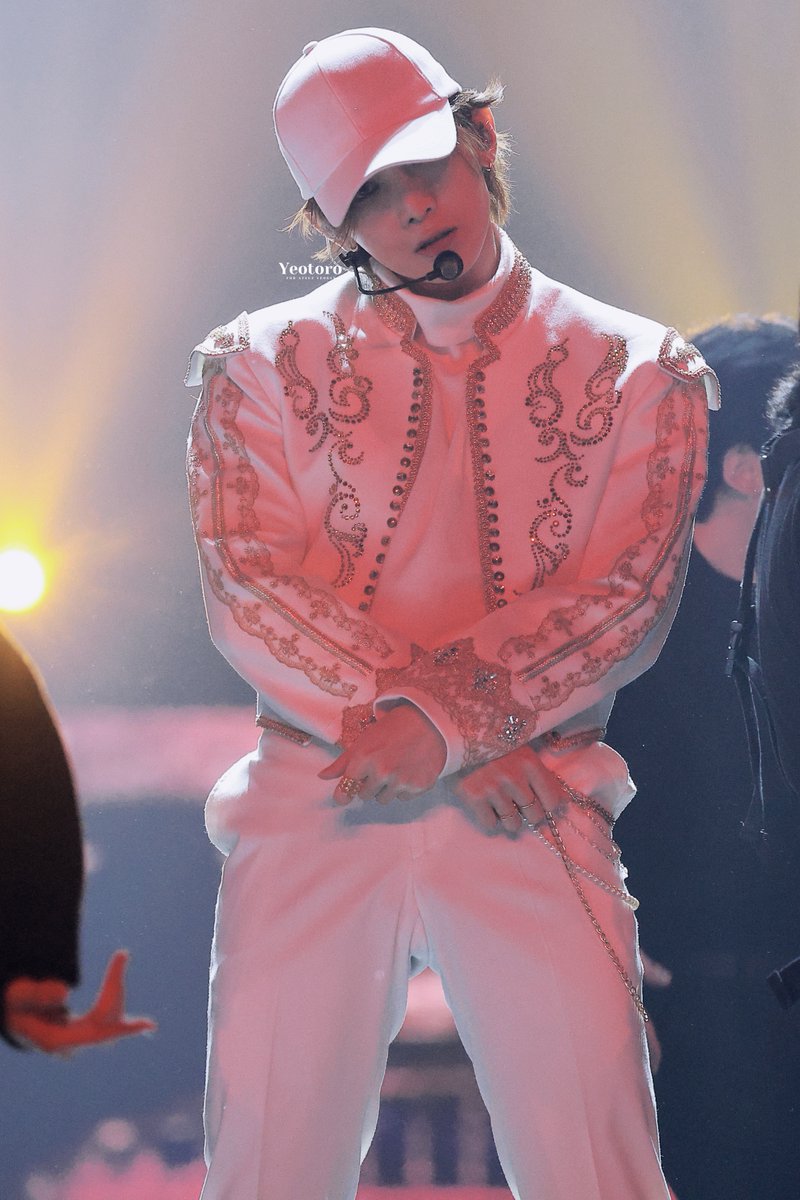 yeotoro's tweet photo. 241130 MMA HQ 
#ATEEZ #에이티즈 #YEOSANG #여상 #ヨサン https://t.co/jVnNt4We1x