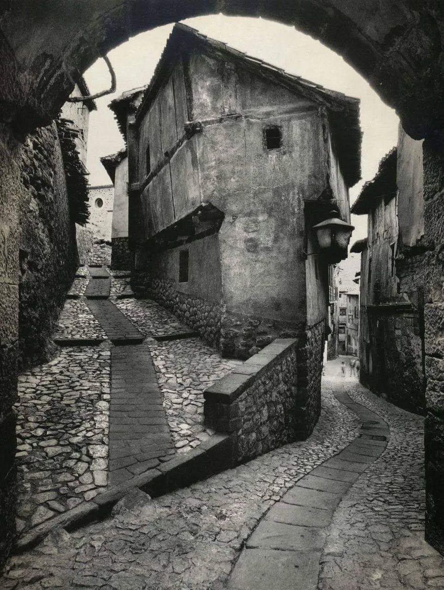 A photograph by Jean Dieuzaide (Albarracín, Spain, 1955)