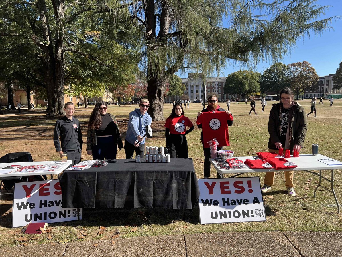 We're tabling on the Quad today to raise awareness about our Cost of Living Adjustment (COLA) campaign!
Swing by and chat with your union!
#StrongerTogether