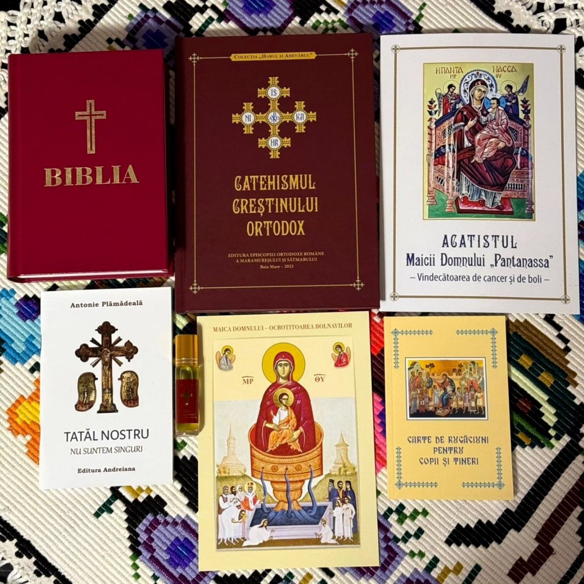 eormmsm's tweet photo. Cele 5 Biblii alături de alte daruri oferite de PS Iustin au ajuns la câștigătorii Giveaway-ului organizat de către Departamentul Media-Online cu ocazia zilei de 13 Noiembrie – Ziua Bibliei și a cinstirii Sfântului Ierarh Ioan Gură de Aur.
#eormmsm https://t.co/k8PeXMqorI