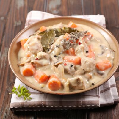 Ce soir je fais une blanquette de veau halal, j’ai le droit ou pas les fachos ?😅