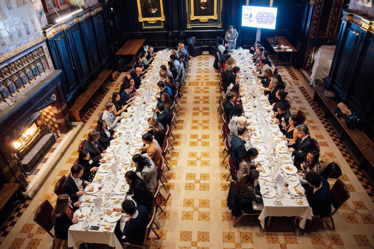 We brought together leaders in science, academia, and industry for the 2024 Holiday Dinner at Queens’ College in Cambridge, UK. The evening was dedicated to celebrating innovation and collaboration in biomedical research with the launch of the IBRA-Network bit.ly/49e3hUN