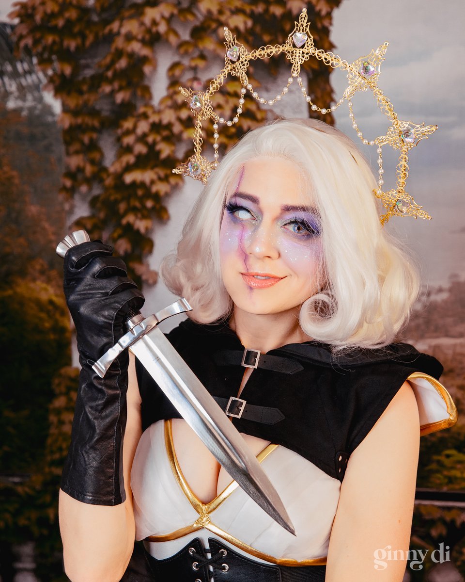 💫 Last chance for 20% off! 🗡️

Everything in my shop is discounted, but only through the end of today! We've already sold out of:
🧦 both styles of Adventure Socks
😈 the last of the "Hey Fiends" sweatshirts
🃏 The Game Master's Deck of Boons &amp; Banes

ginnydi.com/shop