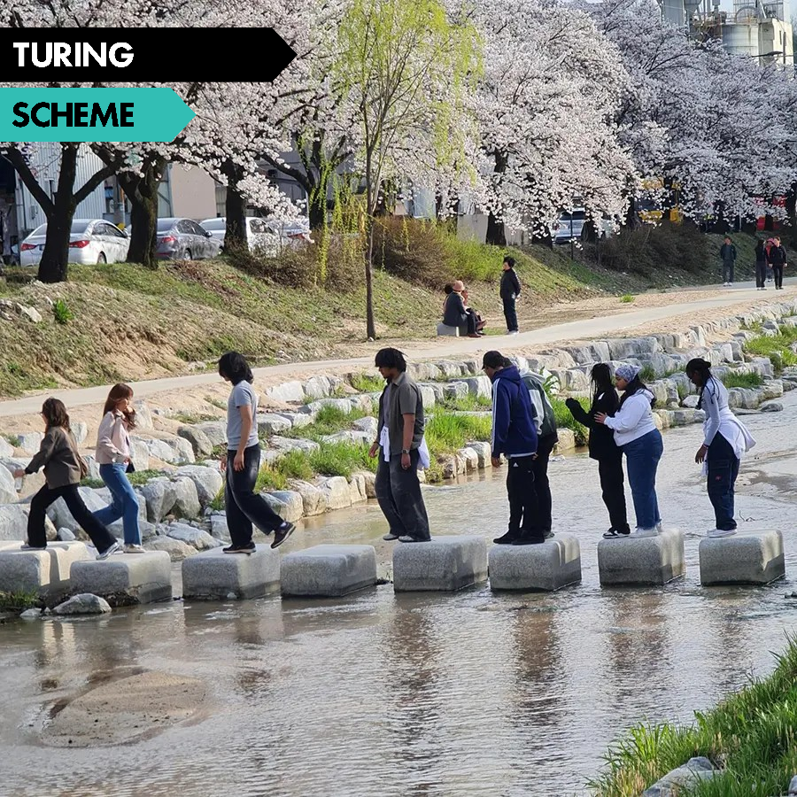 Capital City College students learned about green growth initiatives as well as #SouthKorean 🇰🇷 college life and culture during an immersive #TuringScheme trip.

Read more 👉 turing-scheme.org.uk/turing_stories…

#studyworkabroad #furthereducation #vocationaleducationandtraining