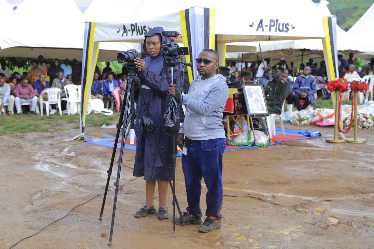 Elie Akiza (@akizaelie) on Twitter photo Sometimes the Hustle becomes tough. But no matter what we will forever push. <a href="/Natashaariinda/">NATASHA ARIINDA</a> <a href="/tush_andre/">Tushabe Andrew</a> <a href="/edwinram52/">Edwin Ram official 🇺🇬</a> <a href="/EliasRutugusa/">Elias Rutugusa</a> <a href="/bashirhangi/">Bashir Hangi MCIPR</a> <a href="/NAngellah/">naturinda angellah</a> <a href="/AkatukundaBeth/">Beth Akatukunda</a> <a href="/PianieBridget/">pianie bridget</a>. Sometimes the Hustle becomes tough. But no matter what we will forever push. <a href="/Natashaariinda/">NATASHA ARIINDA</a> <a href="/tush_andre/">Tushabe Andrew</a> <a href="/edwinram52/">Edwin Ram official 🇺🇬</a> <a href="/EliasRutugusa/">Elias Rutugusa</a> <a href="/bashirhangi/">Bashir Hangi MCIPR</a> <a href="/NAngellah/">naturinda angellah</a> <a href="/AkatukundaBeth/">Beth Akatukunda</a> <a href="/PianieBridget/">pianie bridget</a>.