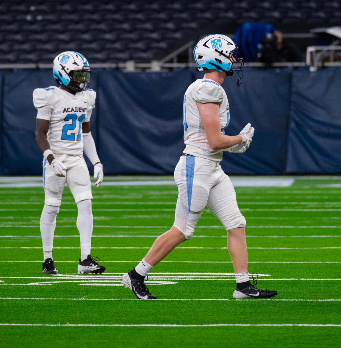 nathan_ansah29's tweet image. Coaches here are my highlights from this season ‼️
hudl.com/v/2QVW6A
@danieldf211 @camwinston4 @FrankEspy @AndrewWarsaw @KrisDurham16 @chasebaker91 @coachstevehagen