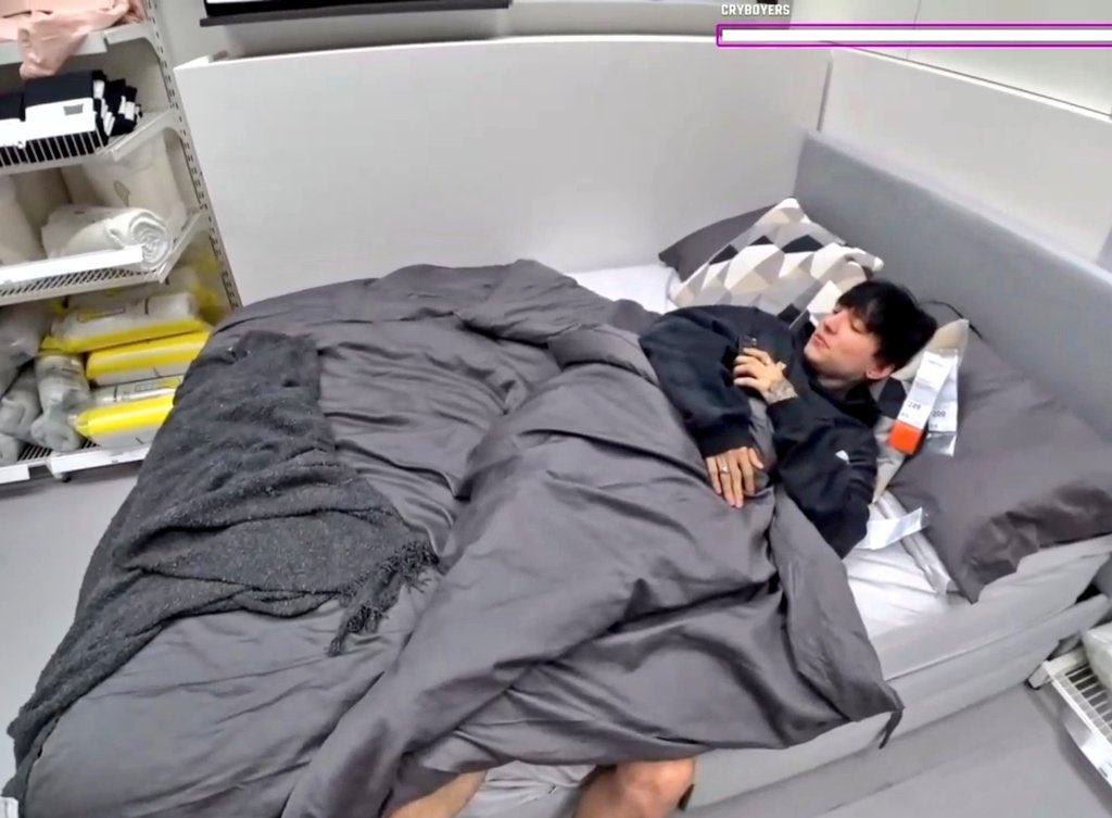 xCryboy's tweet image. buenos días así amaneció el solecito hoy