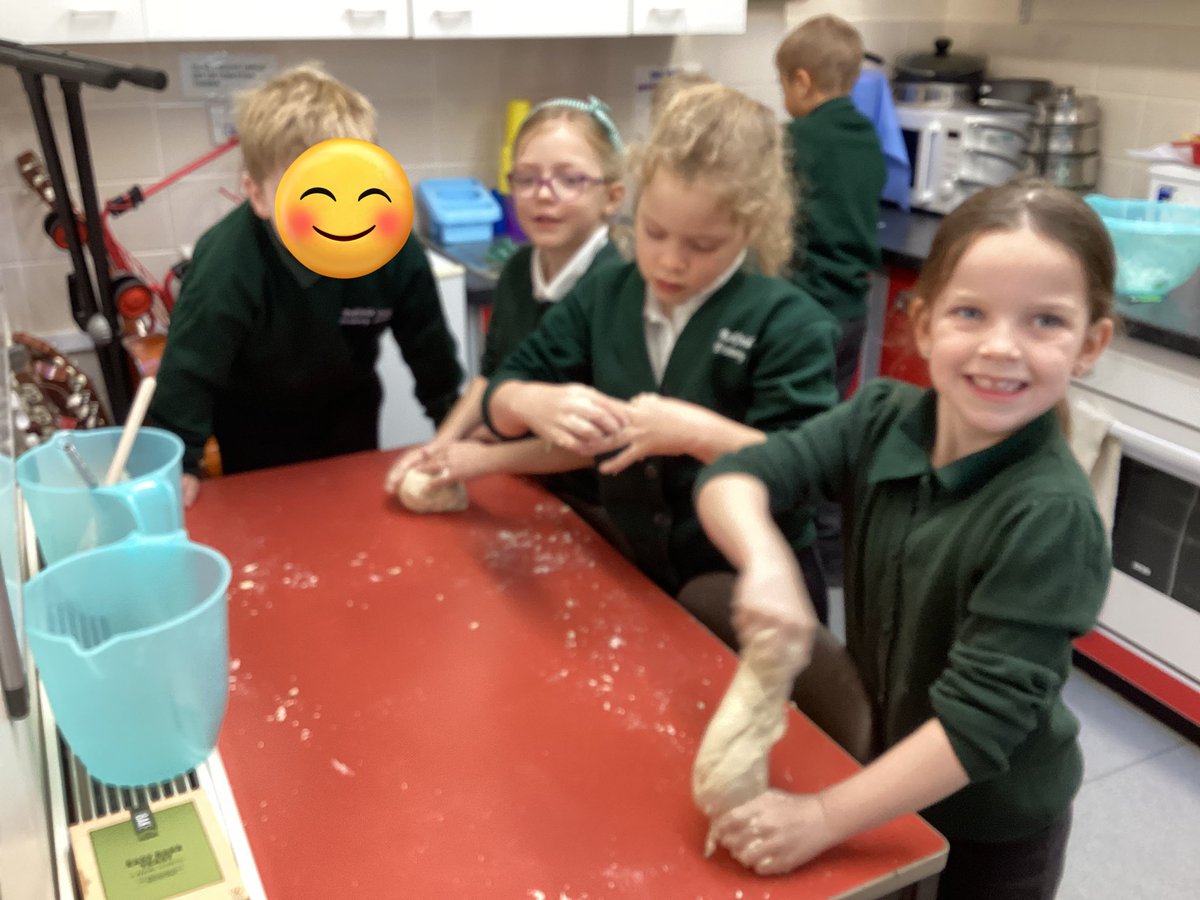 Pine Class tweet media