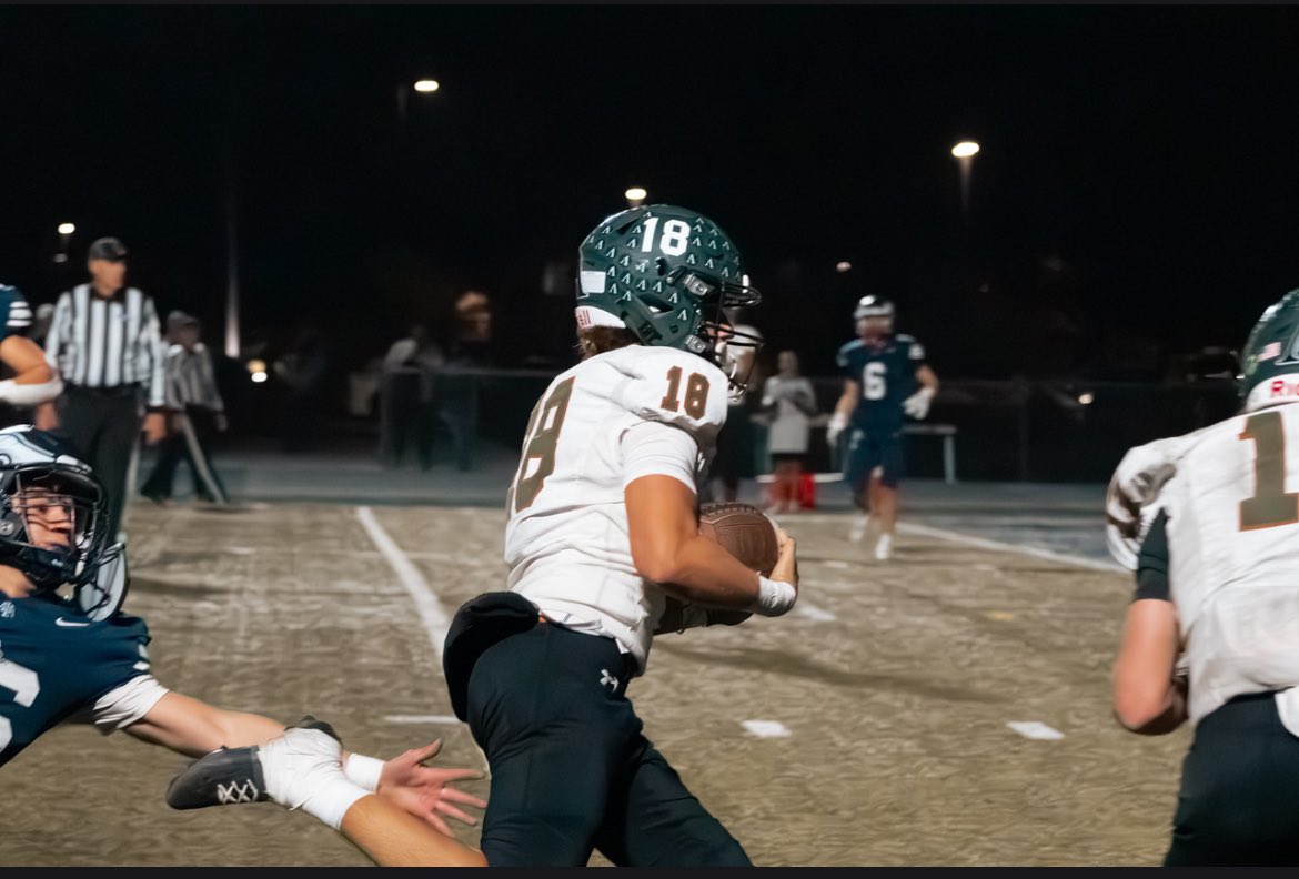 Karsten Lee (@karstenlee_) on Twitter photo hudl.com/v/2Qj3Ri Final senior year film(Playoffs + Regular season 7 games) <a href="/azc_obert/">Richard Obert</a> <a href="/BrandonHuffman/">Brandon Huffman</a> <a href="/ZachAlvira/">Zach Alvira</a> <a href="/JUSTCHILLY/">Just Chilly</a> <a href="/PrepRedzoneAZ/">Prep Redzone Arizona</a> <a href="/CodyTCameron/">Cody Cameron</a> <a href="/ChadSimmons_/">ChadSimmons</a> <a href="/BlairAngulo/">Blair Angulo</a> <a href="/OCCoachCzosnyka/">Rob Czosnyka</a> <a href="/apeathletes/">APE</a> @QBManuch hudl.com/v/2Qj3Ri Final senior year film(Playoffs + Regular season 7 games) <a href="/azc_obert/">Richard Obert</a> <a href="/BrandonHuffman/">Brandon Huffman</a> <a href="/ZachAlvira/">Zach Alvira</a> <a href="/JUSTCHILLY/">Just Chilly</a> <a href="/PrepRedzoneAZ/">Prep Redzone Arizona</a> <a href="/CodyTCameron/">Cody Cameron</a> <a href="/ChadSimmons_/">ChadSimmons</a> <a href="/BlairAngulo/">Blair Angulo</a> <a href="/OCCoachCzosnyka/">Rob Czosnyka</a> <a href="/apeathletes/">APE</a> @QBManuch