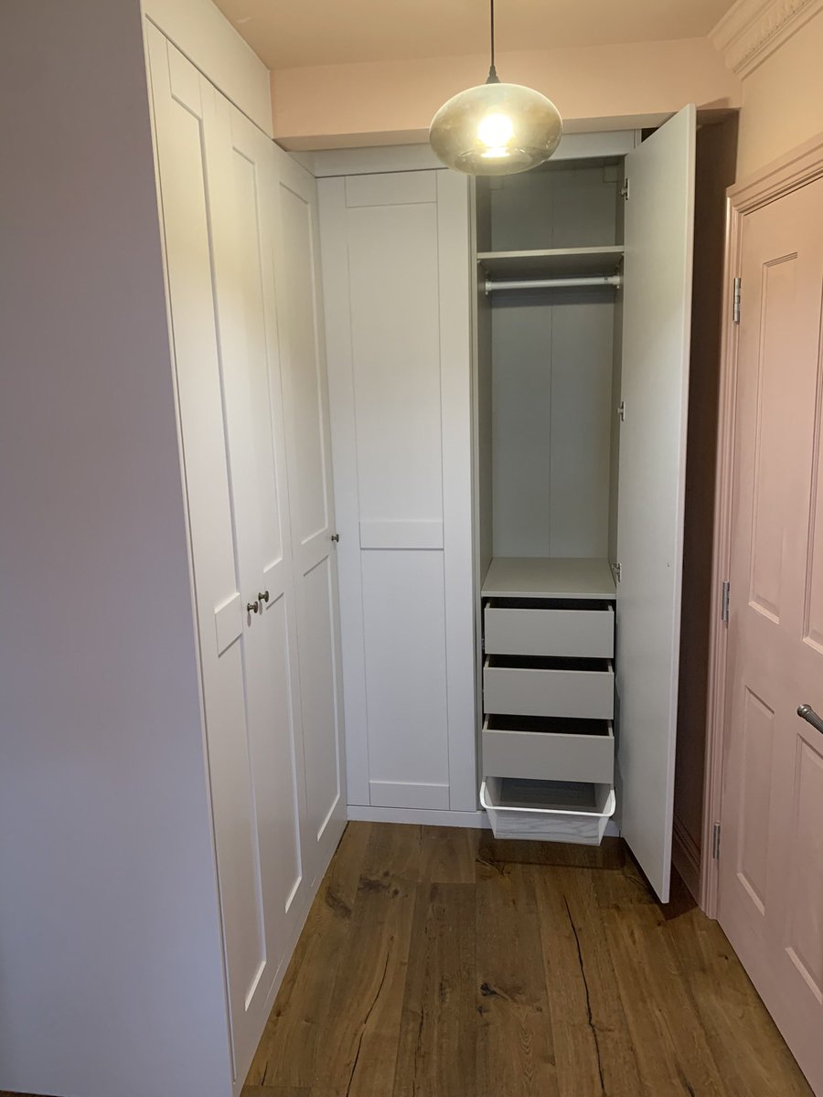 bespokepropert1's tweet photo. Fitted furniture in Worthing West Sussex. All carpentry joinery woodwork and property maintenance undertaken #carpentry #joinery #fittedfurniture #Worthing #worthingbusiness  #@bespokepropertyinteriors https://t.co/wDa9TnBaV6