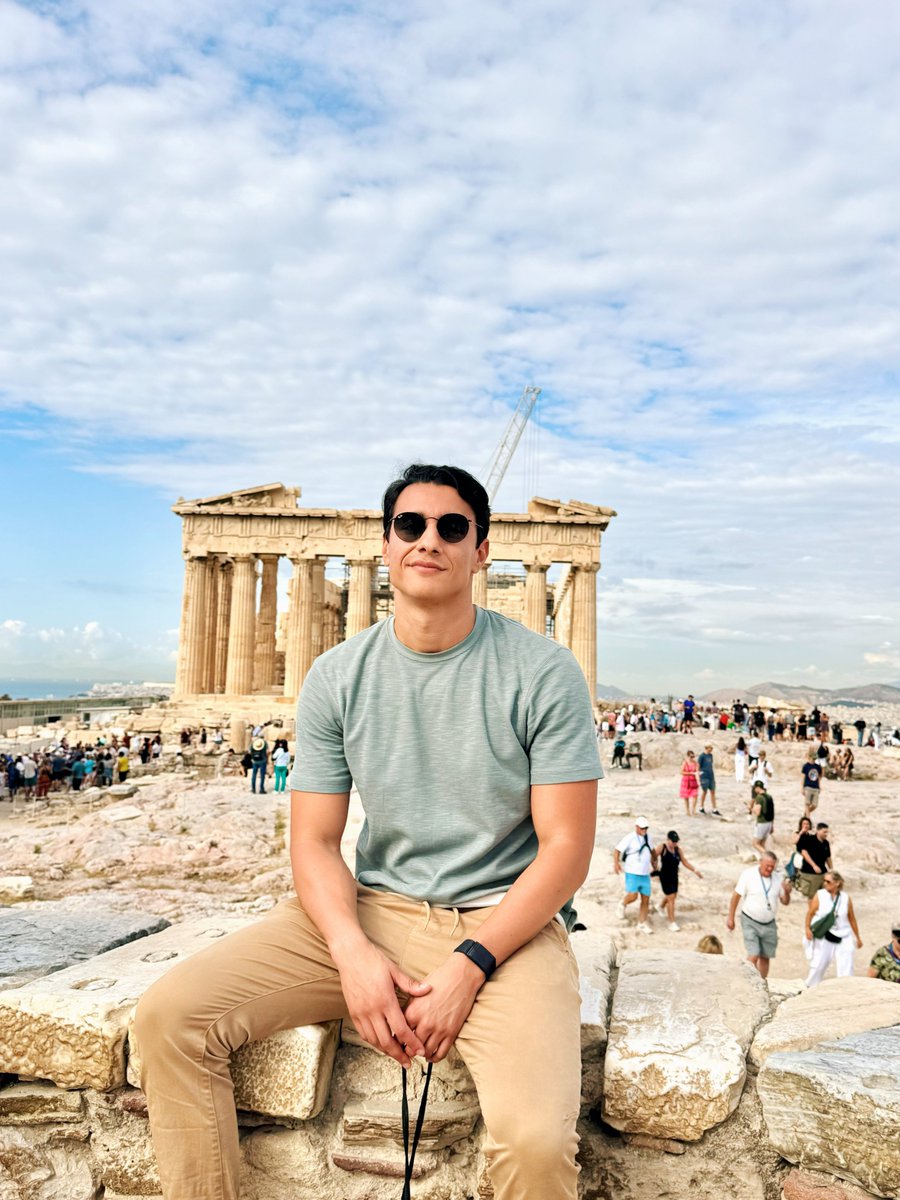 SpokeDelivery's tweet photo. ✨Promotion Day✨

Today, we are celebrating @DelgadoThomas's promotion from Senior to Staff iOS Engineer!

Thomas's impact on our product and the wider team has been significant since he joined us, and in the last few months, we have seen him delivering complex, multi-platform projects whilst simultaneously planning, proposing, and advocating for architectural changes to our codebase that have great potential to improve our work 🙌

A huge congratulations from all of us at Circuit, and thank you, Thomas!