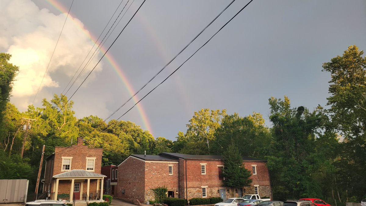 Today is your last chance to take advantage of our Thanksgiving weekend Gift Certificate sale. $75 for only $50! ow.ly/l24n50UfRUR