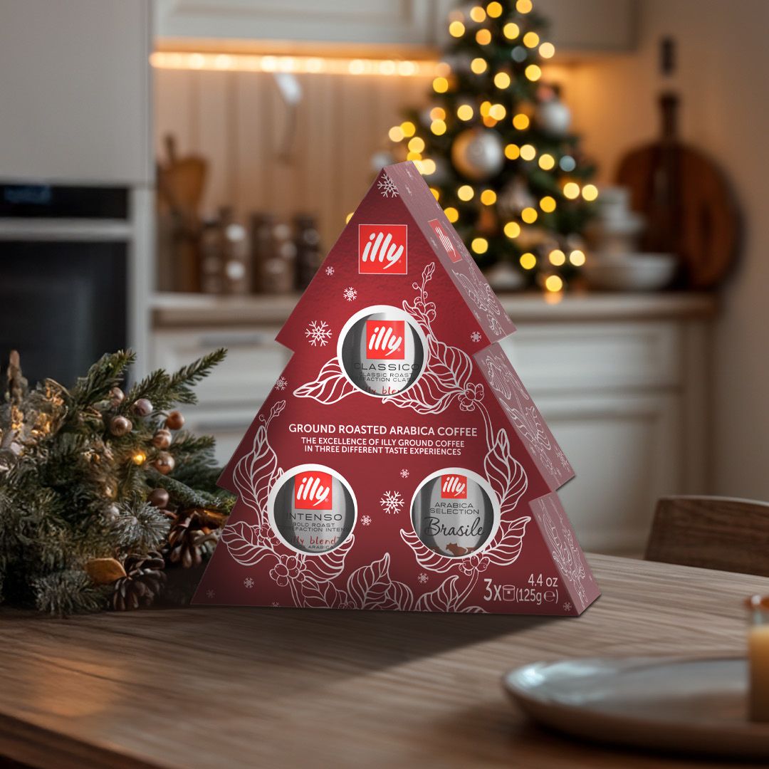 illyUSA's tweet photo. What comes before the perfect gift? Our love and yours. Discover all the illy gifts and choose the one that matches your loved ones.
#MadeWithLoveSippedWithStyle #QualityLovesDetails #LIVEHAPPilly #CyberMonday #CyberMondayOffer https://t.co/YcAyt0k8Zr