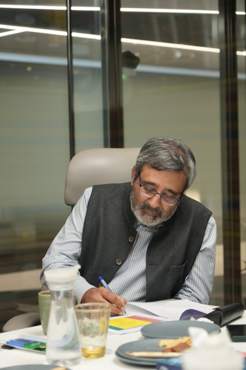 Now after judging automakers' marketing and PR efforts, it’s time to talk about the teams behind these campaigns! The prestigious Best PR &amp; Communications Team awards for 2W and 4W manufacturers are bestowed by the media industry veterans on the #TOTM Communications jury!