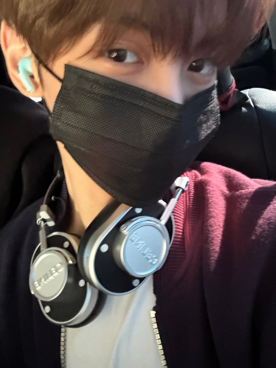 241202 플챗 포스팅 #김규빈 

이건 너만 보라고 정리한거에용🩵