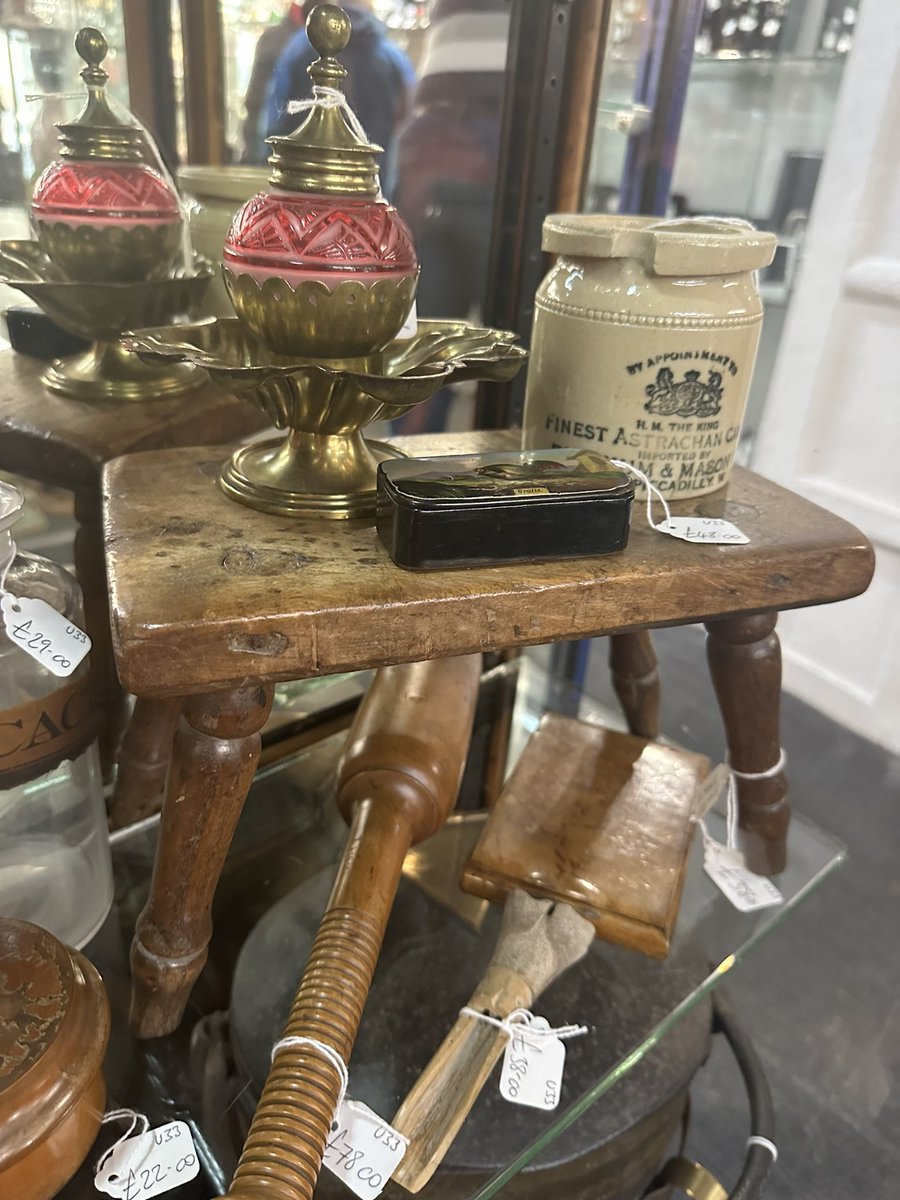 astraantiques's tweet photo. Gorgeous antique and vintage kitchenalia are among unit 33’s new stock. #kitchenalia #woodenstools #butterpats #countrykitchen #farmhousechic #farmhousestyle #countrykitchenware #countryhousestyle #astraantiquescentre #hemswell #lincolnshire https://t.co/BFuf4O4SAb