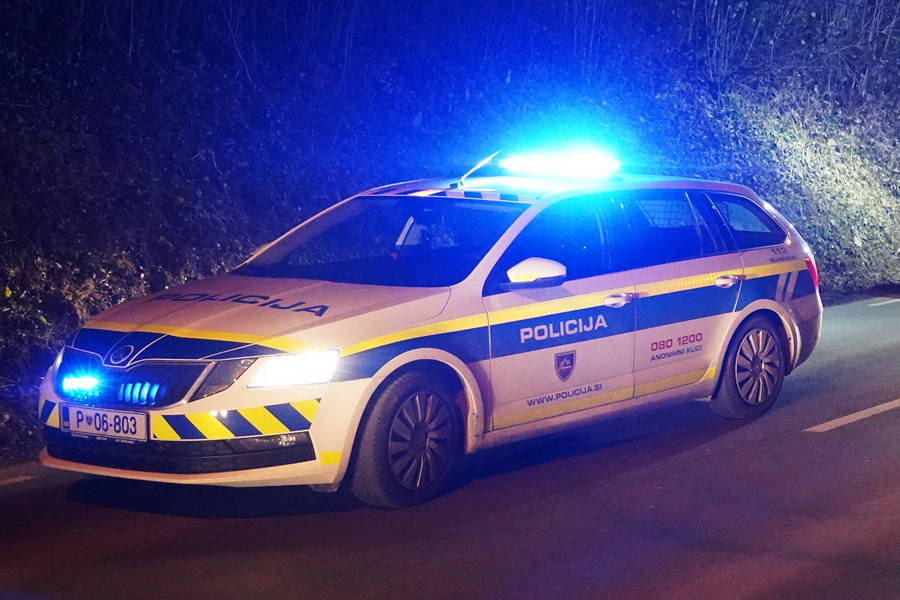 Policijska kronika: Cel kup vlomov in spletnih prevar #črnakronika #kamnik #komenda #kronikapolicijskepostajekamnik #policija #policijskakronika
kamnik.info/policijska-kro…