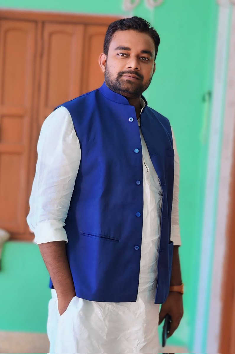 7275raazkhan's tweet photo. #2nd_December"
किसी को तो रास आएंगे हम भी,
कोइ तो होगा जिसे सादगी पसंद होगी🥺 https://t.co/mApRGPsR15